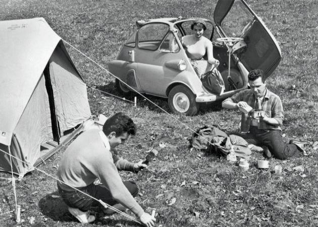 BMW Isetta:
BMW Isetta 3
