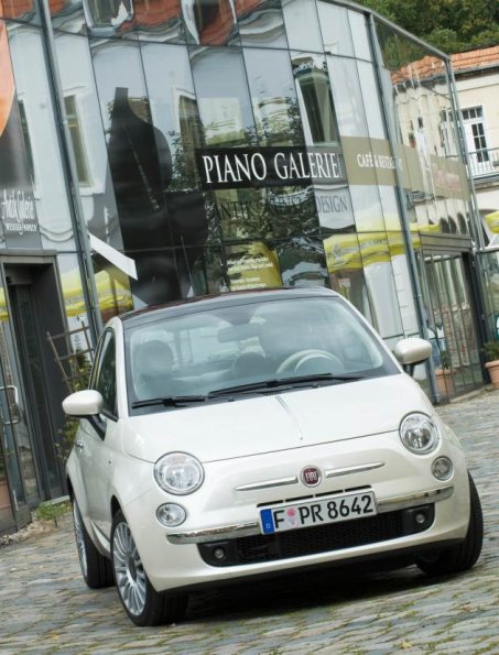 Ein lifestylischer Stadtquirl: der Fiat 500 in der Frontansicht