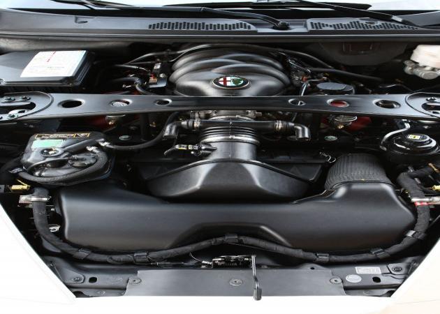 Alfa 8C Spider:
Alfa 8C Spider