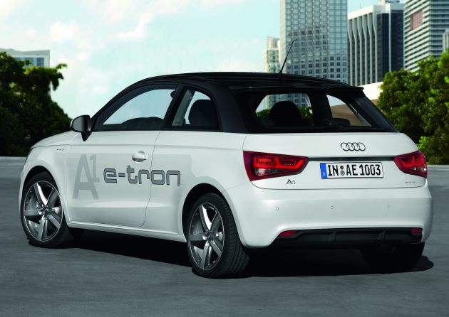 Audi A1 e-tron :
AT100042