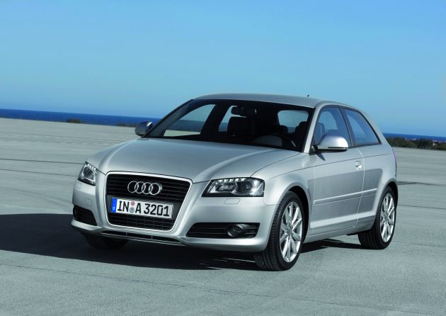 Audi A3 :
A3080017