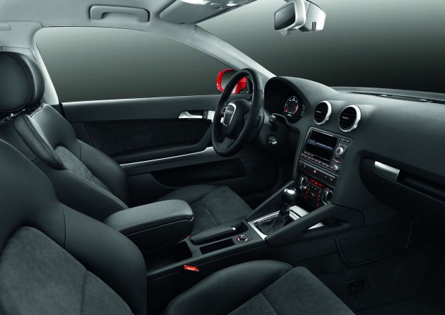 Audi A3:
A3100037