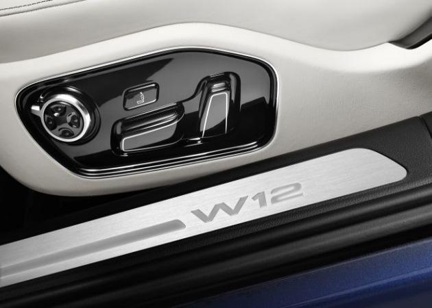 Audi A8 L W12:
Audi A8 L W12