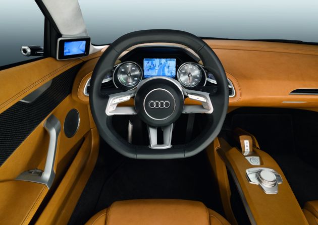Audi e-tron 2010:
D100030