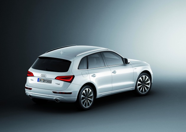 Audi Q5 Hybrid Quattro:
Audi Q5 Hybrid Quattro