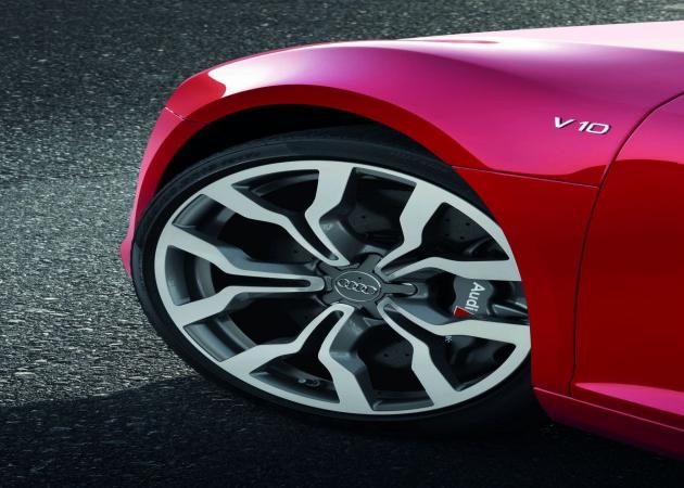 Audi R8 V10 neu:
Audi R8 V10