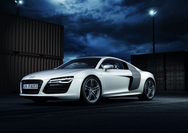 Audi R8 V10:
Audi R8 V10