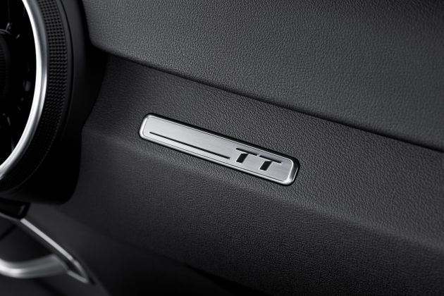 Audi TT Coupé :
Audi TT Coupé 