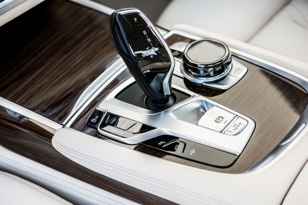 BMW 7er :
BMW 7er 