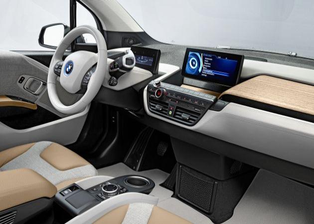 BMW i3 2013:
BMW i3