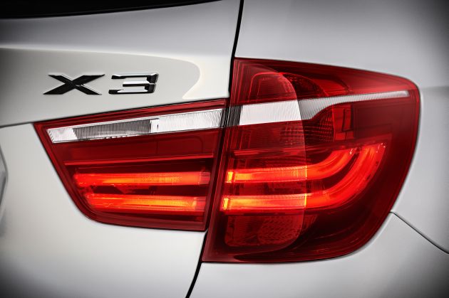 BMW X3:
BMW X3