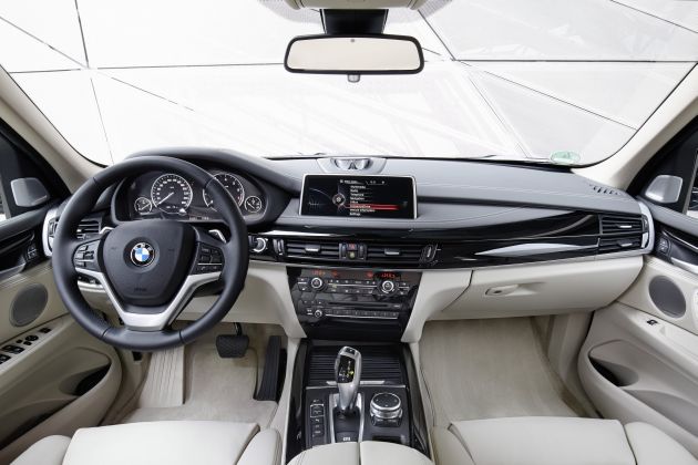 BMW X5 eDrive:
BMW X5 eDrive