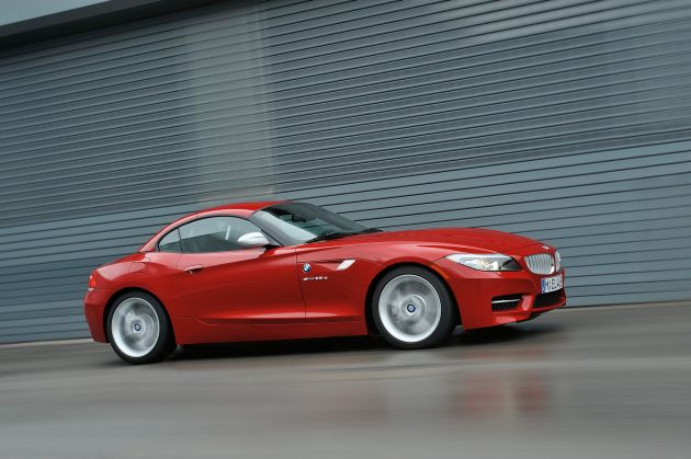 BMW Z4 sDrive 35is:
P90054017