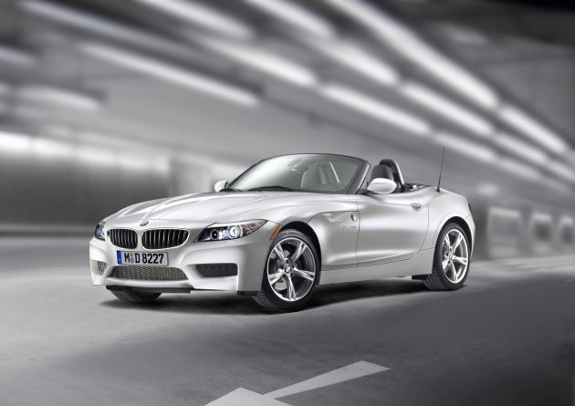 BMW Z4 sDrive 35is:
P90054112