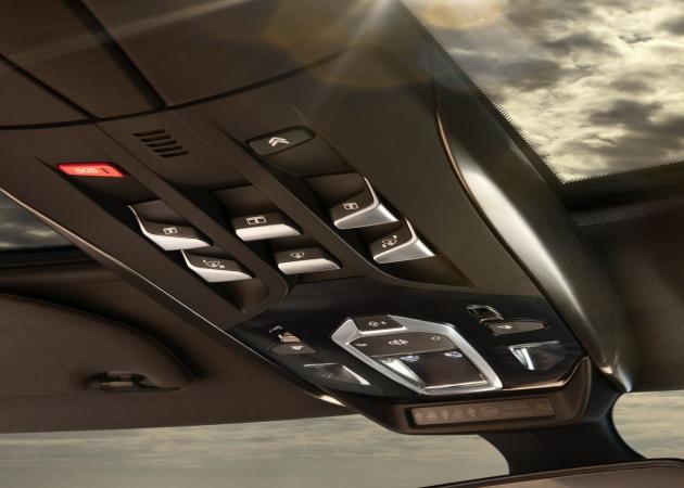 Citroen DS5:
Citroen DS5