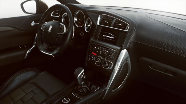 Citroen DS High-Rider:
Citroen DS High-Rider