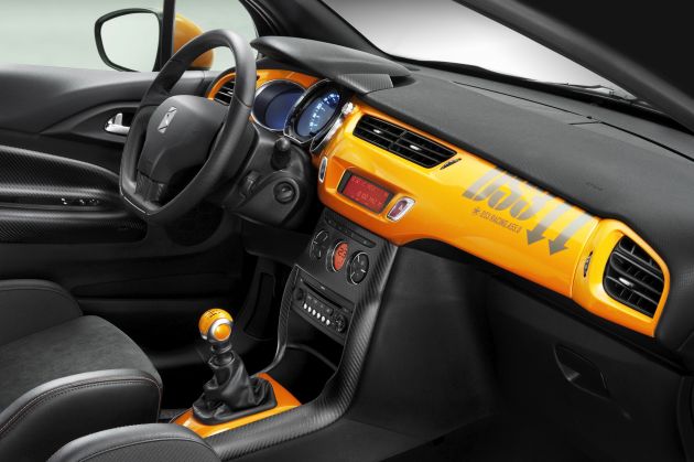 Citroen DS3:
Citroen DS3