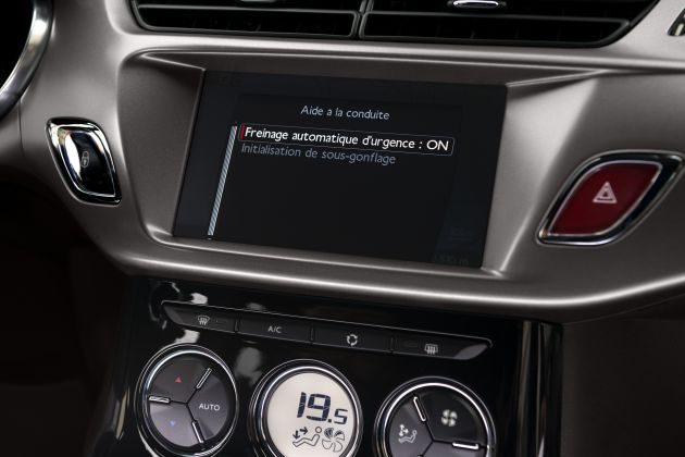 Citroen DS3:
Citroen DS3