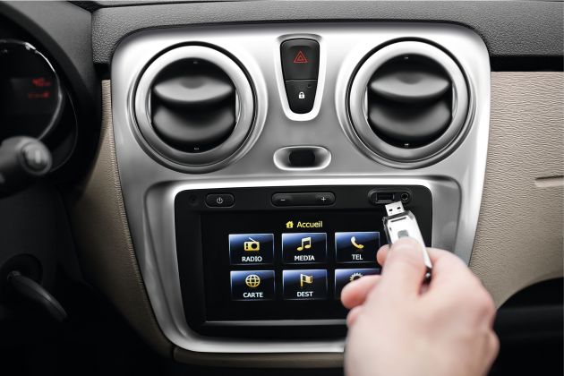Dacia Dokker 2012:
Dacia Dokker 2012