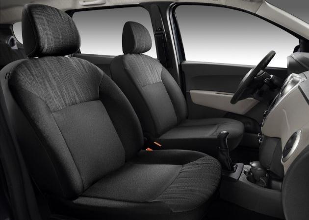 Dacia Lodgy:
Dacia Loggy