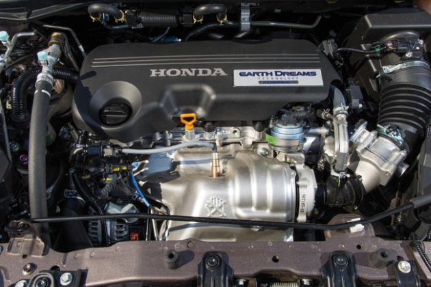 Honda CR-V BE:
Honda CR-V Black Edition 