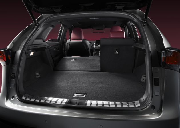 Lexus NX:
Lexus NX