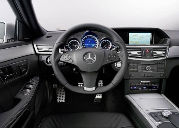 Mercedes Benz E-Klasse :
E-Klasse (W212) 2008