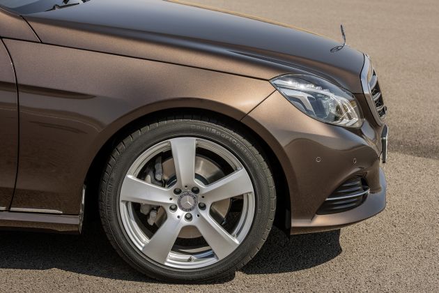 Mercedes-Benz E-Klasse Bluetec Hybrid:
Mercedes-Benz E 300 BlueTec HYBRID, Limousine Elegance, (W 212),