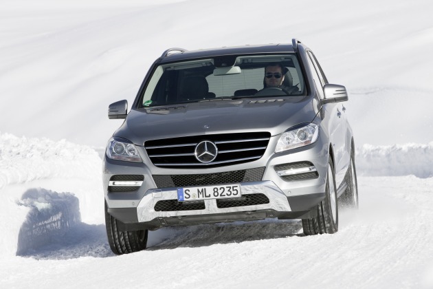 Mercedes-Benz M-Klasse ML 350:
Mercedes-Benz M-Klasse ML 350