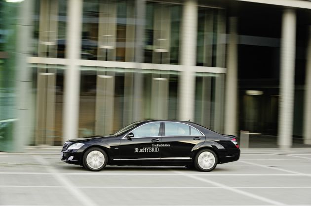 Mercedes-Benz S 400 BlueHYBRID:
S-Klasse (W221) 2008 Hybrid