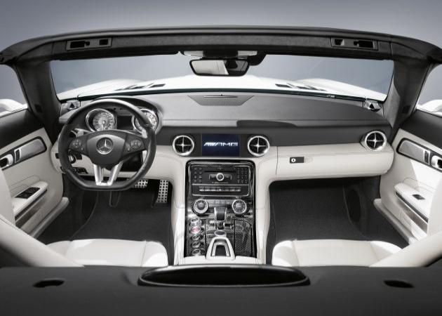 Mercedes-Benz SLS AMG Roadster:
SLS Roadster