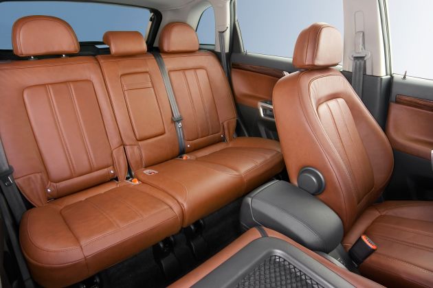 Opel Antara :
Opel Antara 