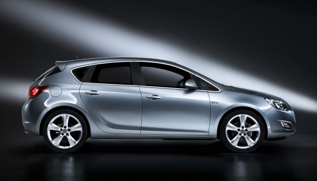 Opel Astra 2009:
Opel Astra