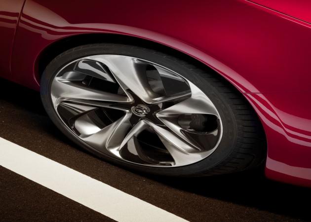 Opel GTC Paris:
Opel GTC Paris