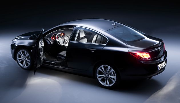 Opel Insignia:
Opel Insignia