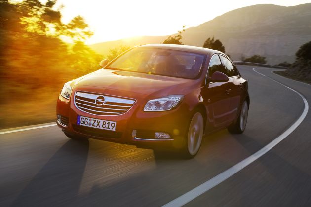 Opel Insignia 2012:
Opel Insignia