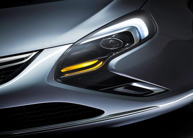 Opel Zafira Tourer Concept:
Opel Corsa 2011