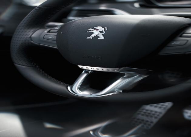 Peugeot 208:
Peugeot 208 16