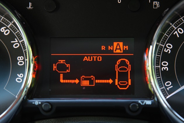 Peugeot 3008 Hybrid4:
Peugeot 3008 Hybrid4