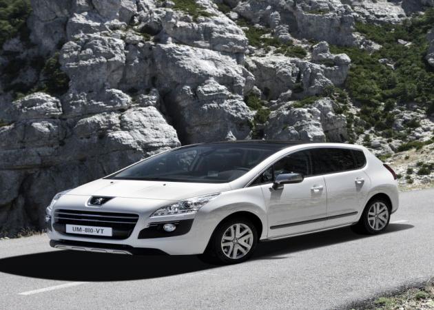Peugeot 3008 Hybrid4:
Peugeot 3008 Hybrid4