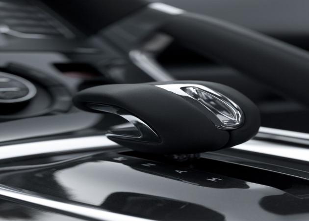 Peugeot 3008 Hybrid4:
Peugeot 3008 Hybrid4