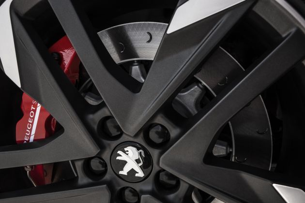 Peugeot 308 GTi:
Peugeot 308 GTi