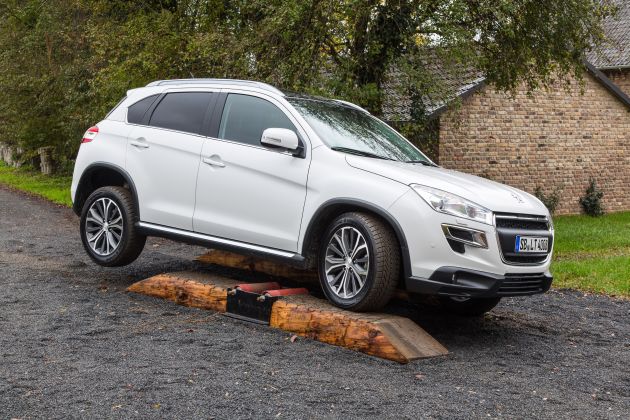 Peugeot 4008 Bilder:
Peugeot 4008 