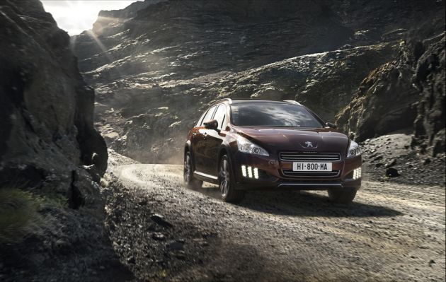 Peugeot 508 RXH:
Peugeot 508 RXH