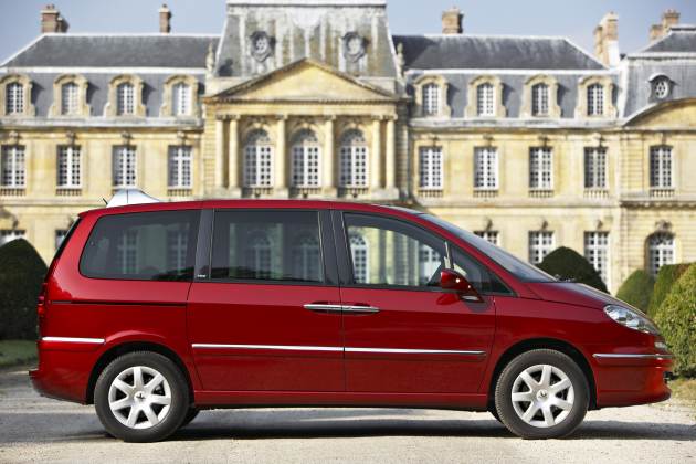 Peugeot 807:
Peugeot 807