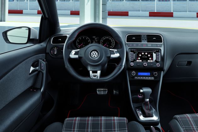 Volkswagen Polo GTI 2010:
DB2010AL00320