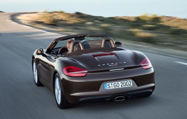 Porsche Boxter Cayman Die Heckansicht Des Porsche Boxster Cayman In Einer Fahraufnahme Porsche Boxster Cayman Wunschautos