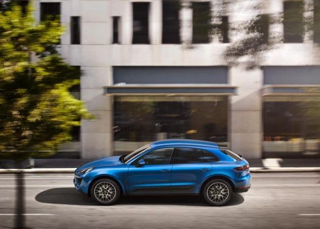 Porsche Macan:
Porsche Macan