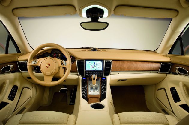 Porsche Panamera neu:
Porsche Panamera