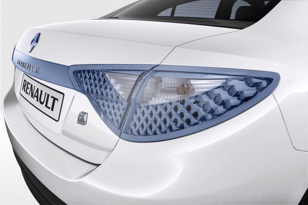 Renault Fluence Z.E. Concept:
Renault Fluence Z.E. Concept